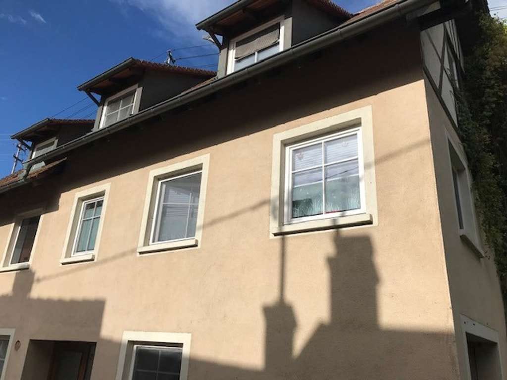 Immobilie in Vogtsburg im Kaiserstuhl - Einfamilienhaus im hisotrischen Stadtkern Burkheim - Bild 0