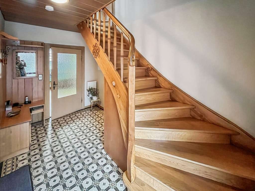 Immobilie in Zellingen - Ein Haus mit Geschichte, ein Grundstück voller Möglichkeiten - Bild 1