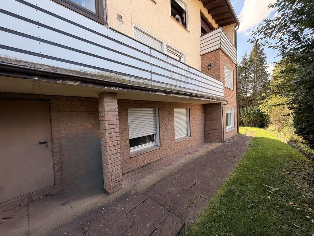 Immobilie in Vlotho - Großzügiges Zweifamilienhaus mit Potenzial in ruhiger Lage - Bild 3