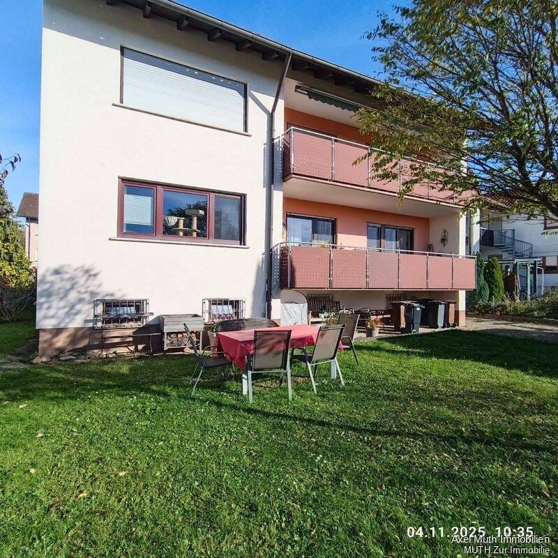 Immobilie in Gemmingen - Wohnung zum Verlieben! Große 4 1/2 Zimmerwohnung mit Balkon und großen Grundstück! - Bild 1