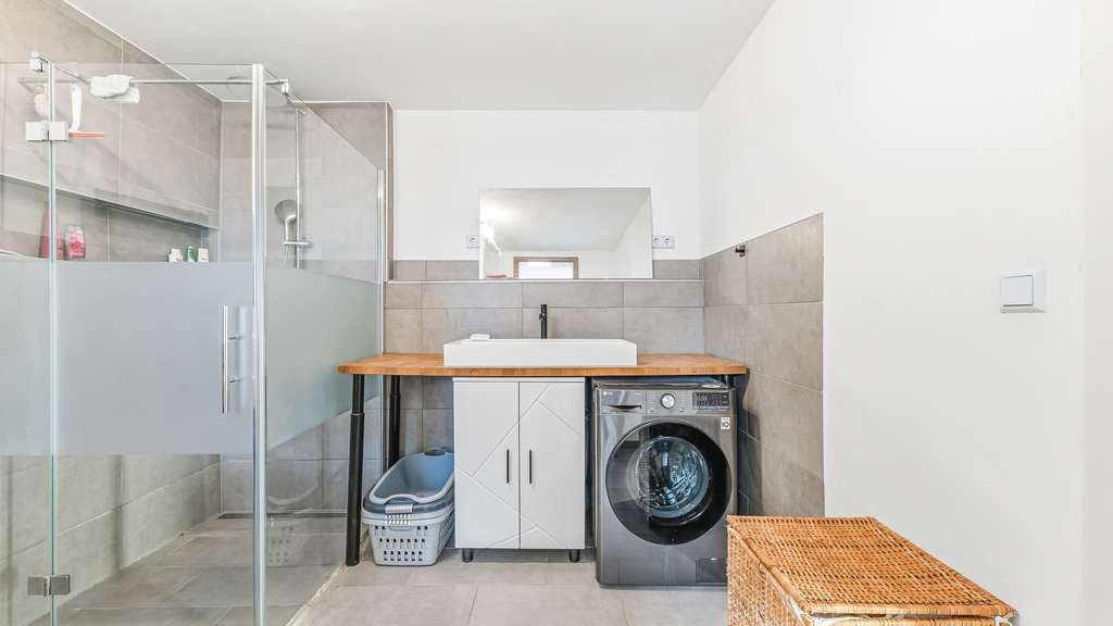 Immobilie in Unterensingen - Charmantes und modernisiertes Einfamilienhaus in Unterensingen - Bild 4