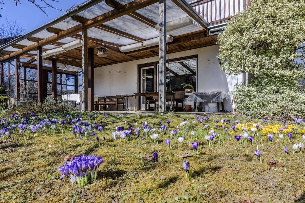 Immobilie in Baierbrunn - Großzügig Wohnen im Münchner Süden - Einfamilienhaus mit 865 m² großem Grundstück - Bild 3