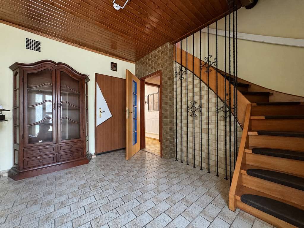 Immobilie in Oberrot - Charmantes 2–3 Familienhaus mit Landhausflair, Doppelgarage und großem Schuppen - Bild 3