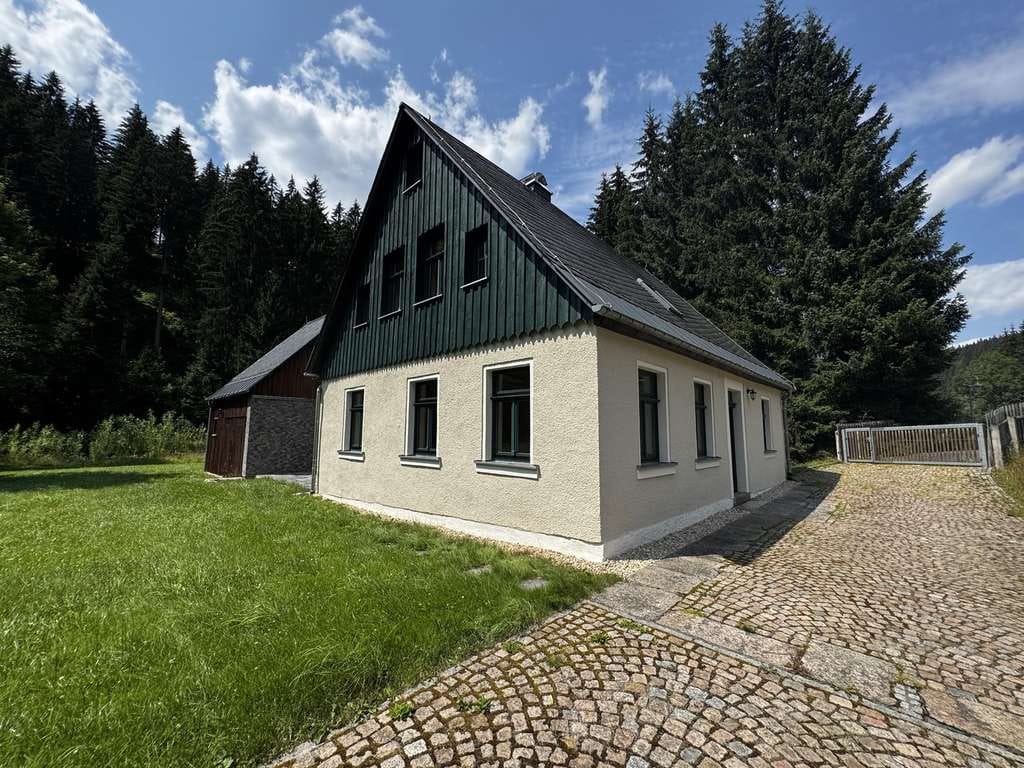 Immobilie in Eibenstock - Historisches Forsthaus am Kamm im Erzgebirge - Bild 0
