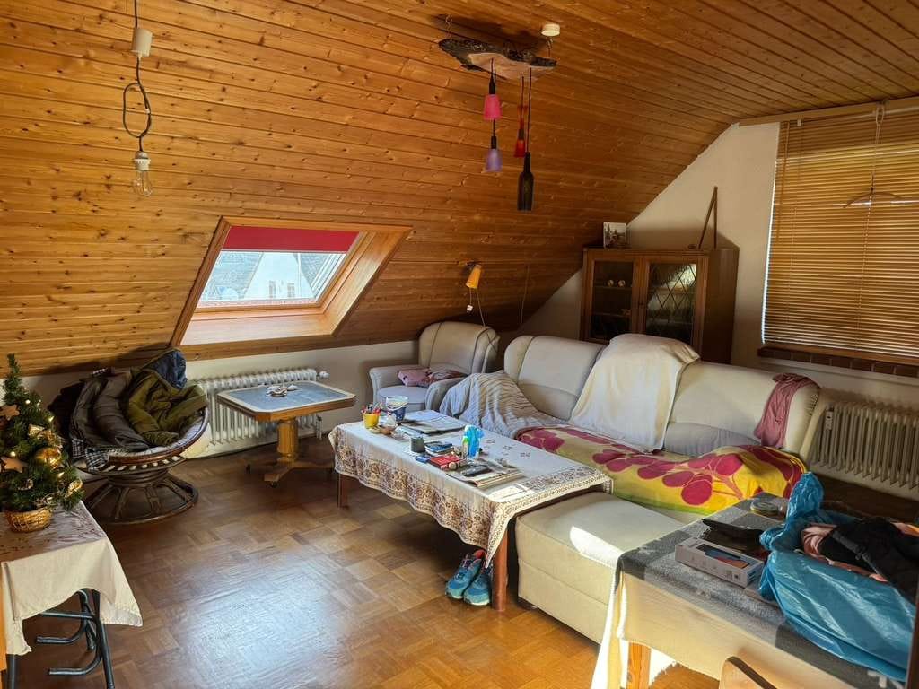 Immobilie in Bad Liebenzell - Charmante 2-Zimmer-Wohnung mit Südbalkon in idyllischer Höhenlage – Bad Liebenzell Unterlengenhardt - Bild 4