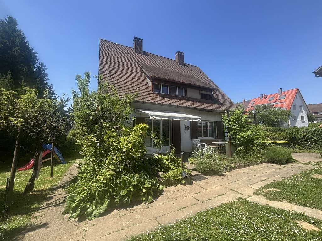 Immobilie in Schallstadt - Charmantes Wohnhaus auf idyllischem Grundstück in ruhiger Lage von Schallstadt-Wolfenweiler - Bild 4