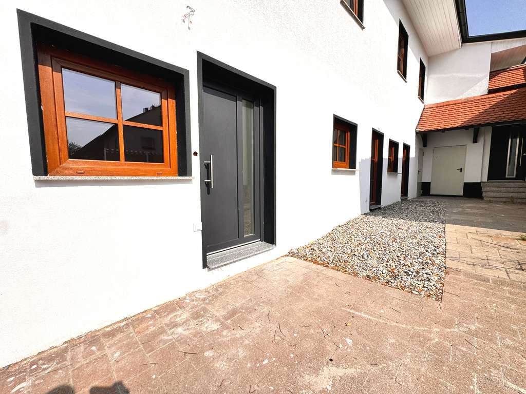 Immobilie in Heßdorf - Provisionsfrei - Renovierte 3 Zimmer Wohnung mit Terrasse und Stellplatz in Heßdorf - Bild 4