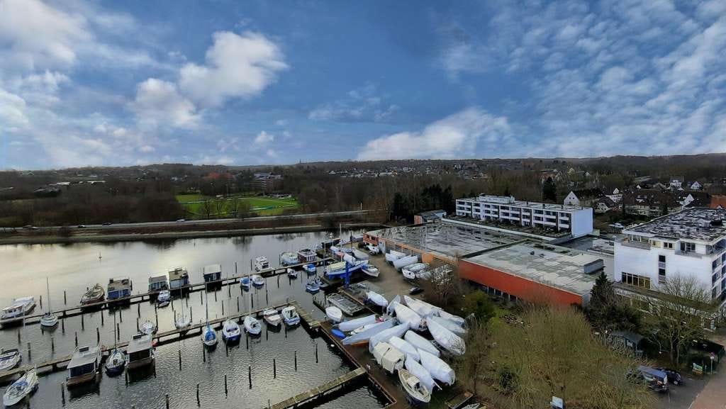 Immobilie in Schleswig - Vermietete 1-Zimmer-Eigentumswohnung im 11. Stock des Wikingturms! - Bild 2
