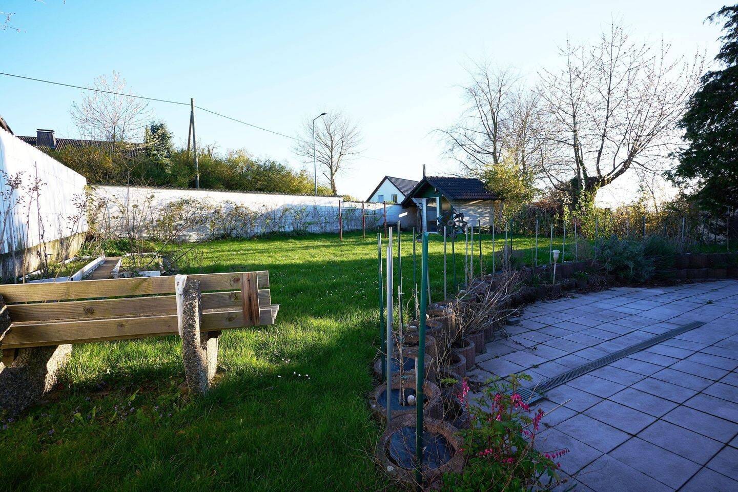 Immobilie in Menden - Großzügiges Haus mit Wintergarten, Terrasse & vielen Möglichkeiten - Bild 2