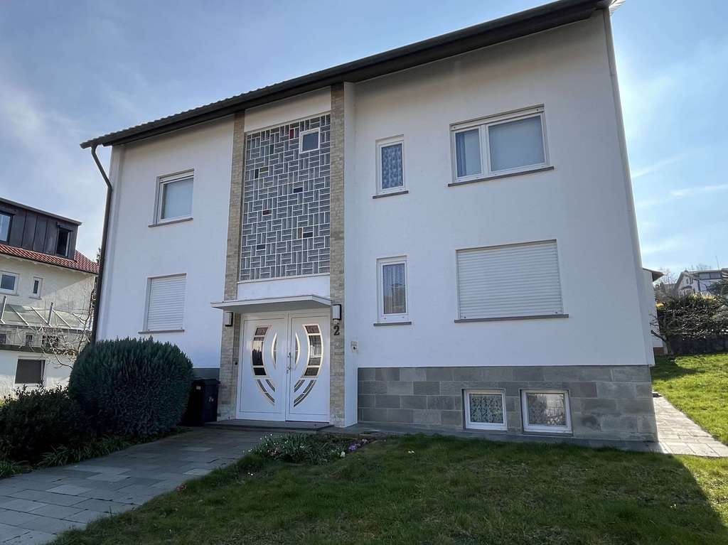 Immobilie in Weinsberg - Haus sucht Familie-  Zweifamilienhaus in ruhiger sonniger Lage in Weinsberg zu verkaufen! - Bild 1