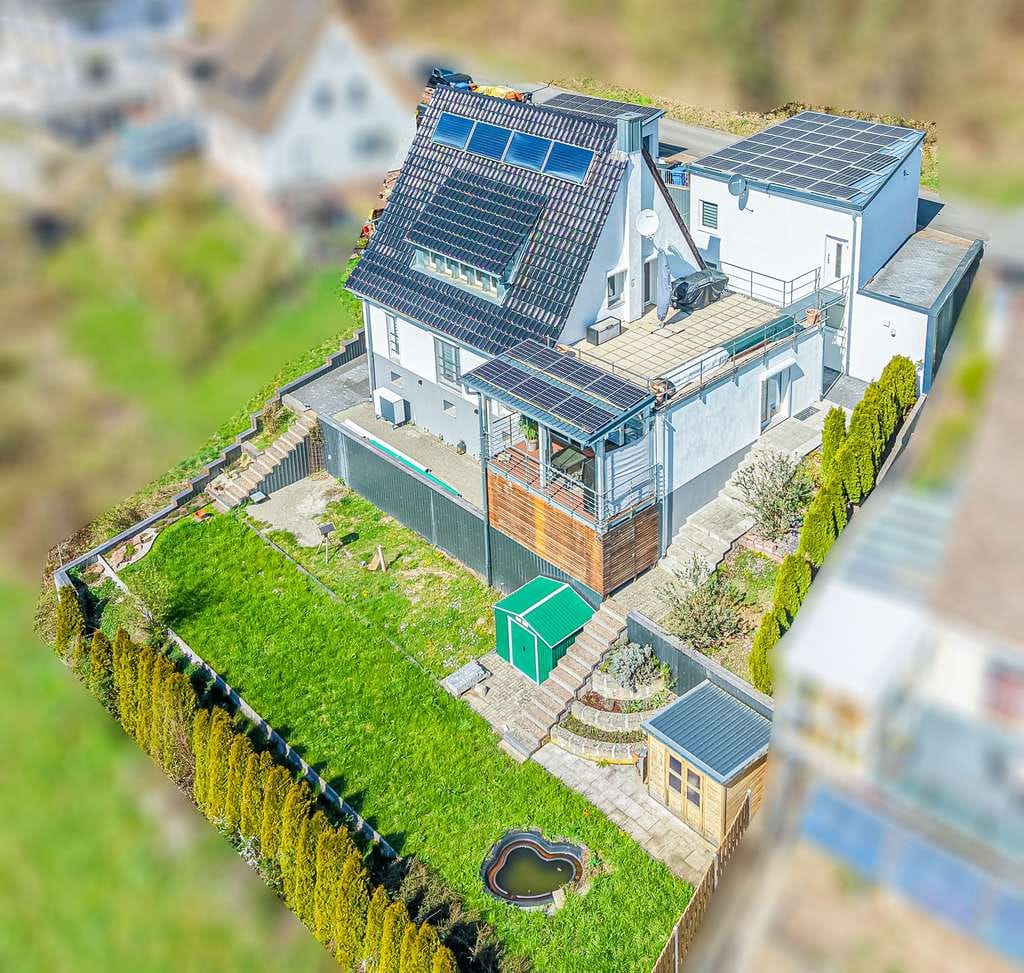 Immobilie in Fellen - Topsaniertes A+ EFH, ca. 146 m² Wfl., mit Keller, Nebengebäude und Garten in Fellen zu verkaufen - Bild 1