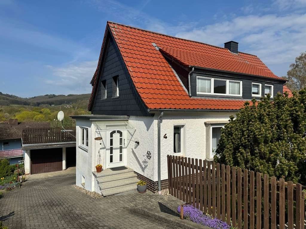 Immobilie in Bad Salzdetfurth - Einfamilienhaus zu verkaufen - Bad Salzdetfurth - Am Papenberg - Bild 0