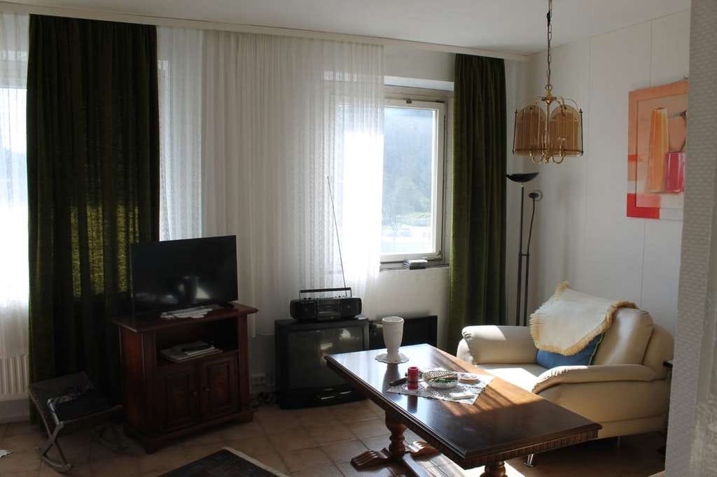 Immobilie in Georgenthal - Renovierungsbedürftige 2-Zimmer-Wohnung im 3. OG in Georgenthal/Thür. Wald - Bild 3