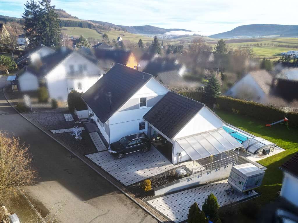 Immobilie in Gunningen - F&D | Großzügiges Einfamilienhaus mit Pool in ruhiger Wohnlage - Bild 4