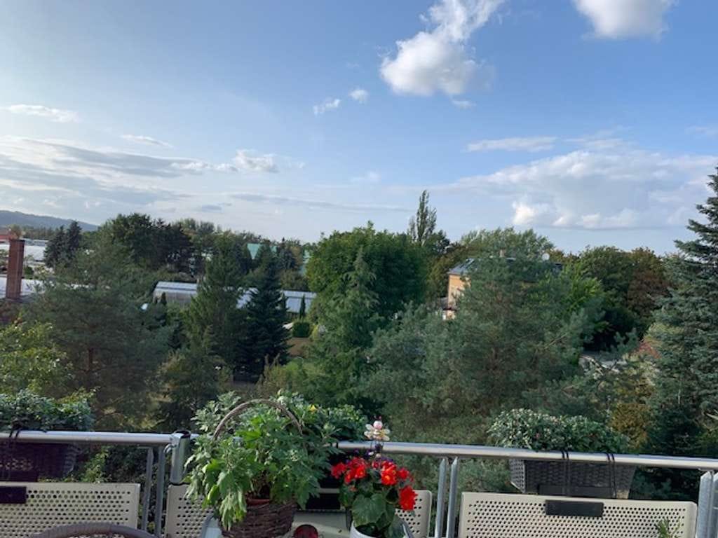 Immobilie in Coswig - Attraktive 3-Zimmer-Maisonette im Dachgeschoss mit Balkon in Coswig! - Bild 3