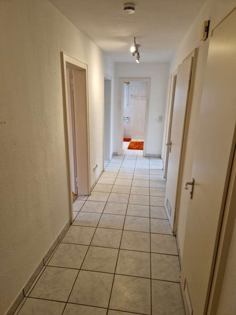Immobilie in Baierbrunn - Toll geschnittene 3-Zimmer-Wohnung im schönen Baierbrunn am Isarhochufer ! - Bild 3
