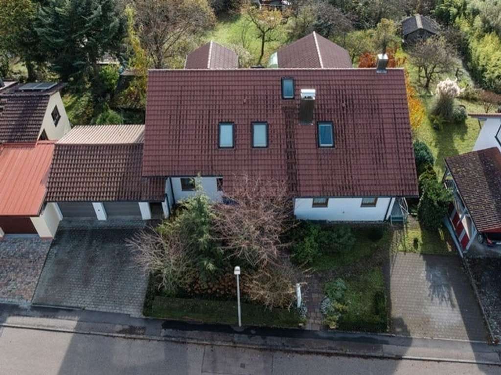Immobilie in Kirchberg an der Murr - Top gepflegtes 4-Familienhaus mit 319 m² Wohnfläche in S-Bahn Nähe! Mehrgenerationenwohnen möglich! - Bild 1