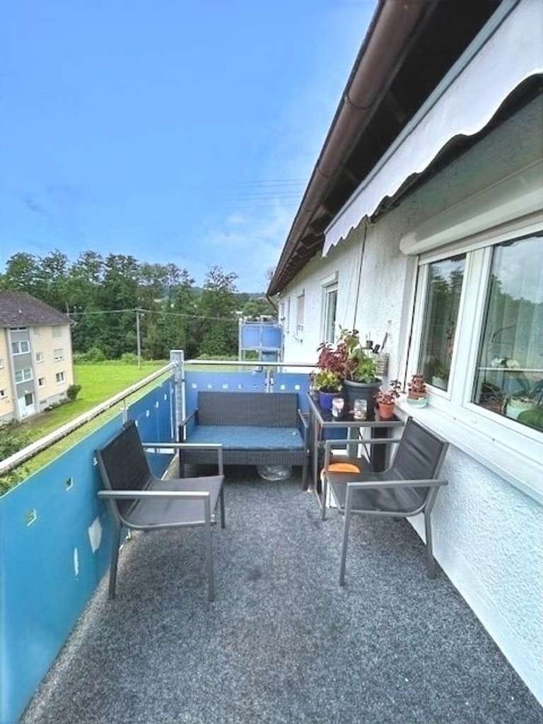 Immobilie in Elztal - Werden Sie Eigentümer! Gemütliche 3-Zimmer-Wohnung (vermietet) mit Stellplatz in Elztal-Dallau - Bild 2