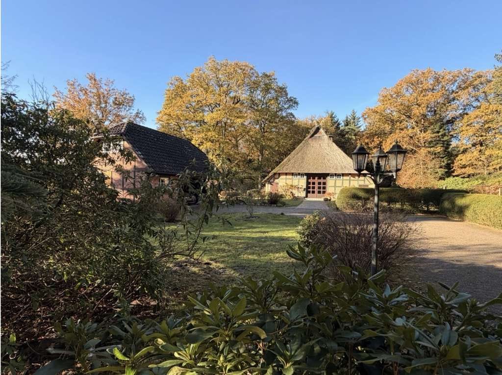 Immobilie in Worpswede - Historisches Fachwerkanwesen in ruhiger Lage mit Nebengebäude und Ausbaureserve KEIN DENKMALSCHUTZ - Bild 1