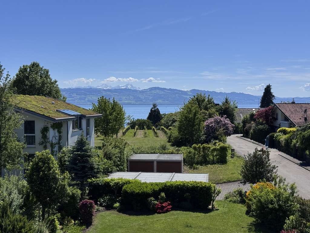 Immobilie in Wasserburg (Bodensee) - Große 4-Zimmer-Wohnung mit schöner Teilsee-/Bergsicht und Garage - Bild 3