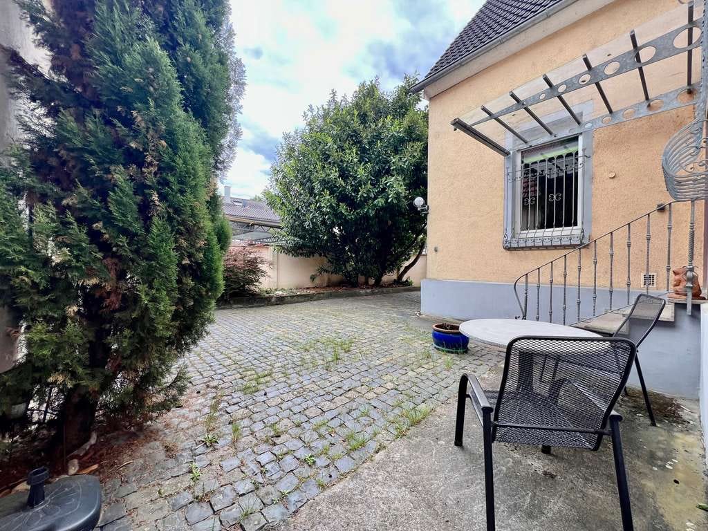 Immobilie in Lorsch - Einfamilienhaus mit atmosphärischer Scheune in zentraler Lage von Lorsch - Bild 4