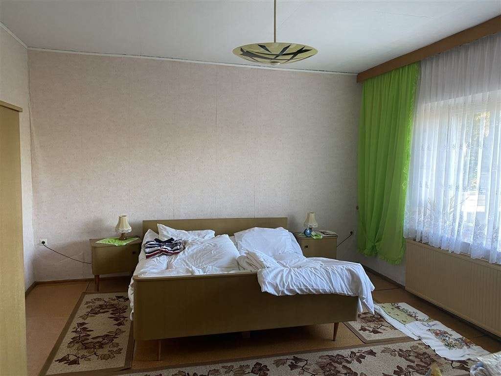 Immobilie in Trebsen/Mulde - Trebsen/Mulde * Einfamilienhaus mit Terrasse* renovierungsbedürftig* Küche* Bad* Ausbaureserve DG - Bild 2