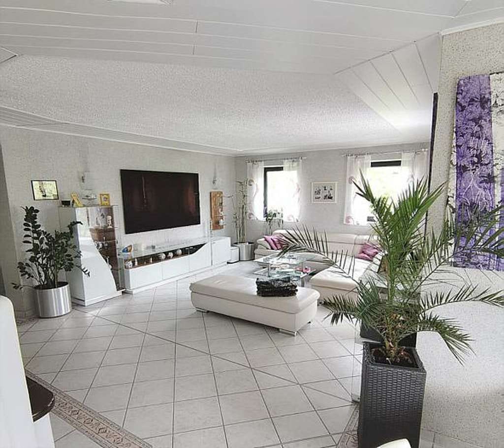 Immobilie in Gerhardshofen - Attraktives freistehendes Einfamilienhaus - Bild 2