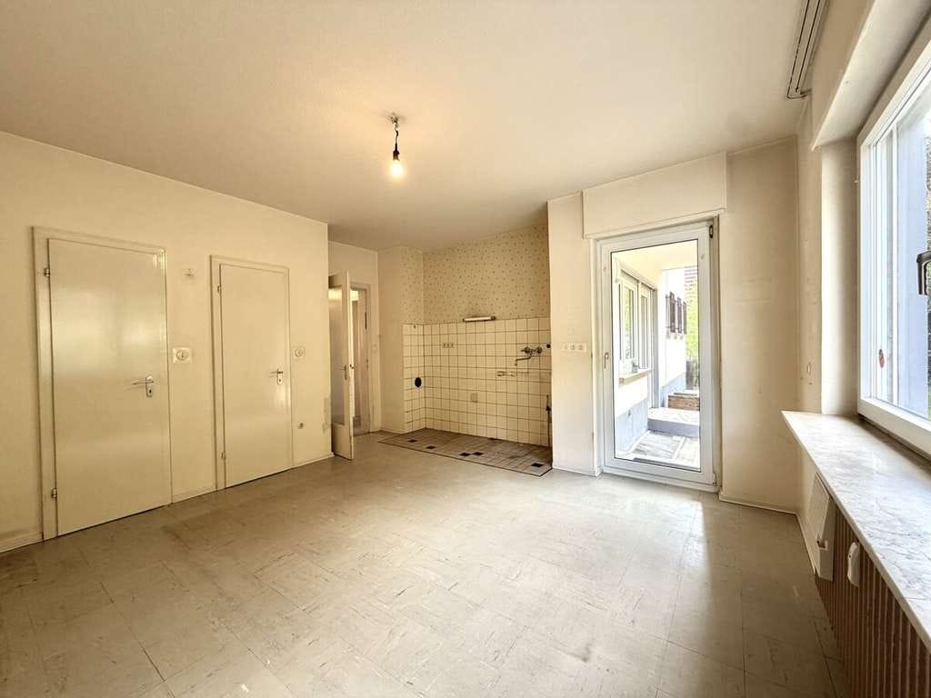 Immobilie in Dahn - Attraktives Zweifamilienhaus - plus Büroebene und Dachwohnungsoption - Waldrandlage. - Bild 3
