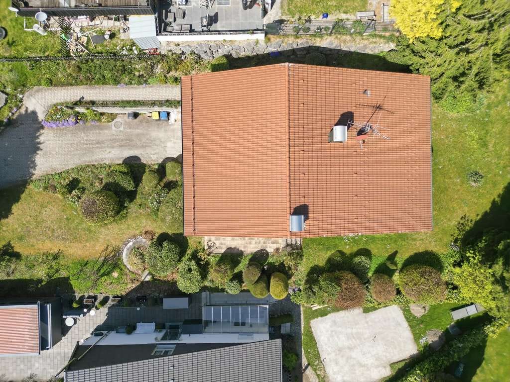 Immobilie in Vogt - EFH mit viel Potenzial in ruhiger Ortsrandlage und großem Grundstück - Bild 3