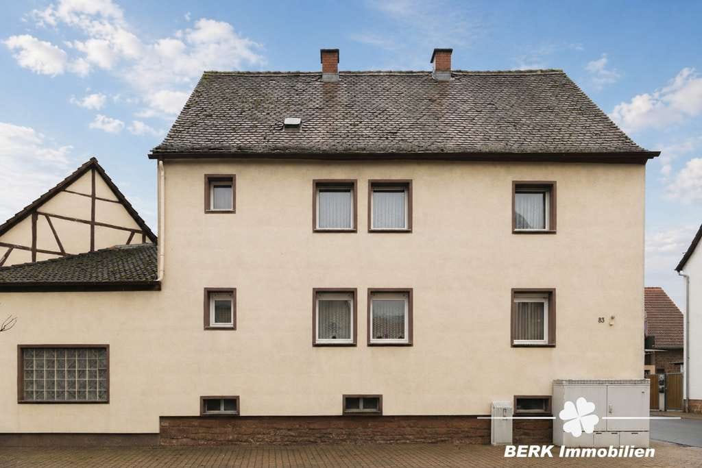 Immobilie in Mömlingen - BERK Immobilien - Attraktives Zweifamilienhaus für Familien und Kapitalanleger - Bild 0