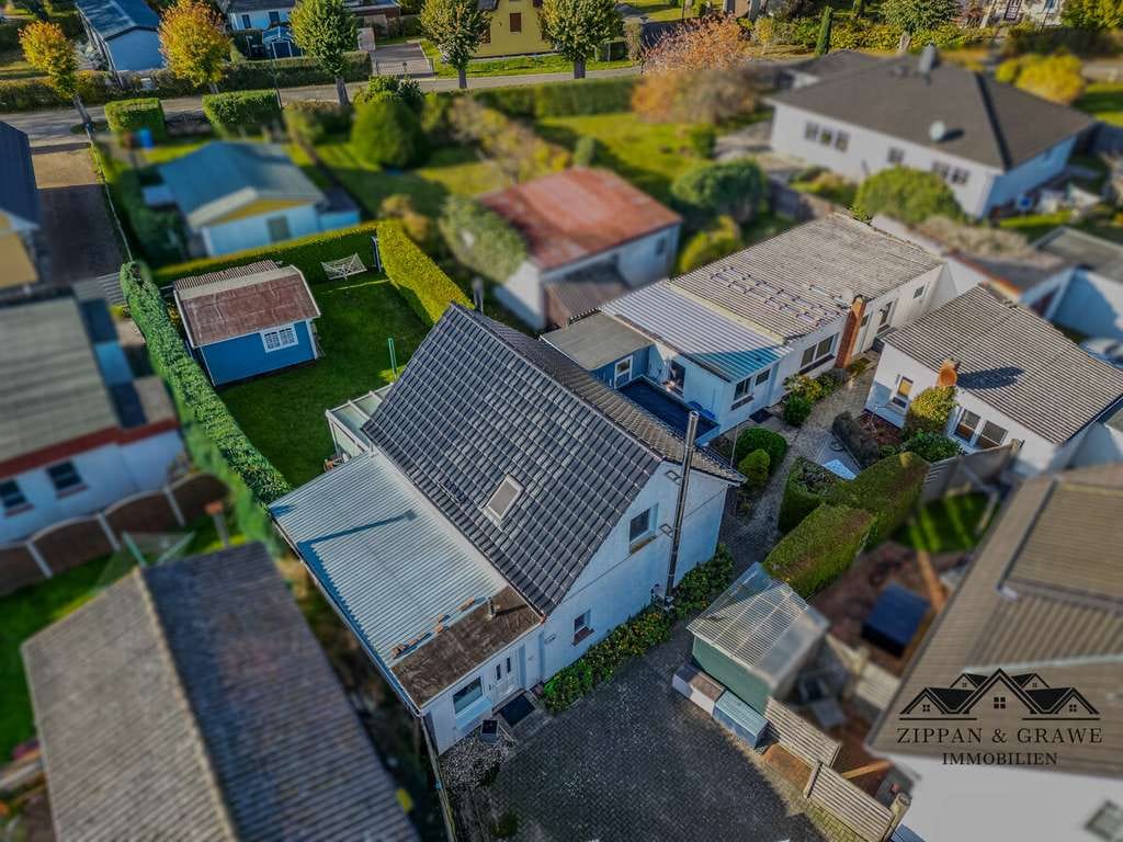 Immobilie in Zingst - Einfamilienhaus mit zwei Bungalows – nur 100 m vom Ostseestrand in Zingst - Bild 3