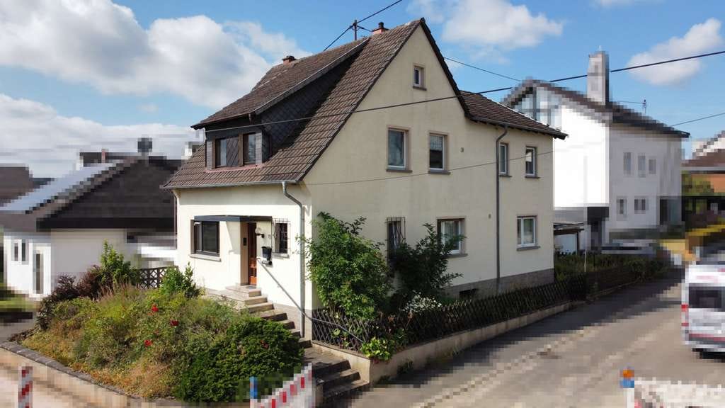 Immobilie in Weiler bei Bingen - Endlich Platz für alle - Großzügiges Ein- bis Zweifamilienhaus in Weiler - Bild 0