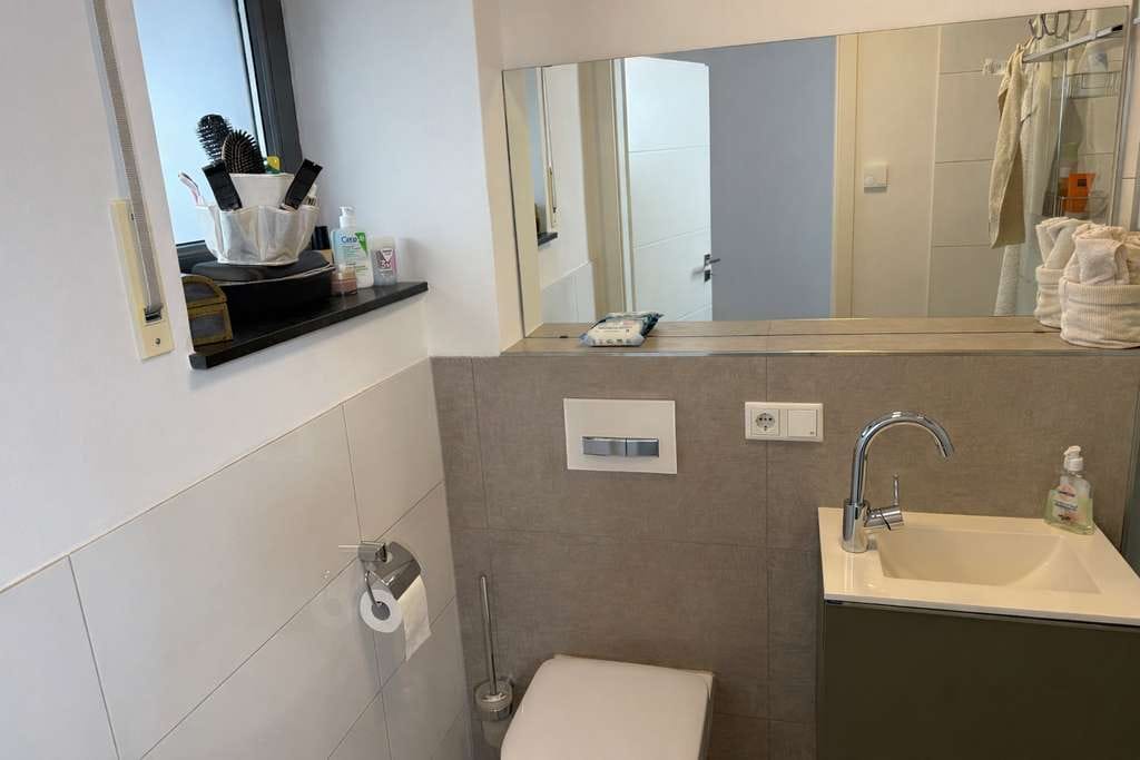 Immobilie in Ober-Hilbersheim - Modernisierte Ober- und Dachgeschosswohnung über zwei Ebenen im ausgebauten Bungalow - Bild 4