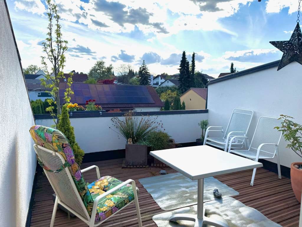 Immobilie in Ilbesheim bei Landau in der Pfalz - Charmante Maisonette-Wohnung mit gemütlicher Dachterrasse in Ilbesheim - Bild 0