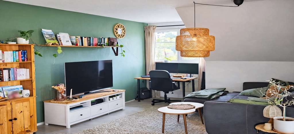 Immobilie in Kumhausen - Charmante 2-Zimmer-Dachgeschosswohnung mit Balkon in Altfraunhofen! - Bild 1