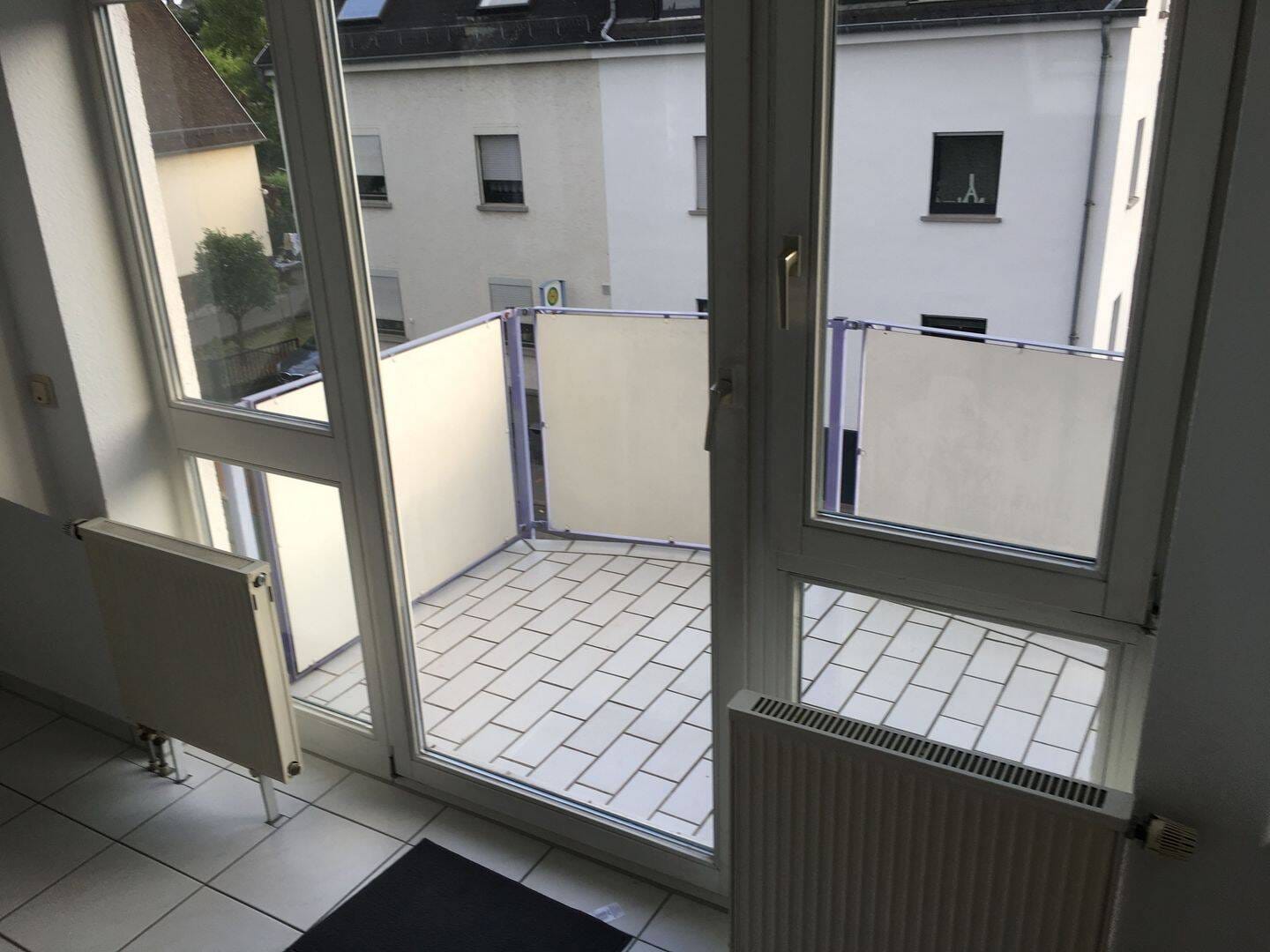Immobilie in Elz - Schöne 2 - Zimmerwohnung mit Garage in 6-Familienhaus - Bild 0