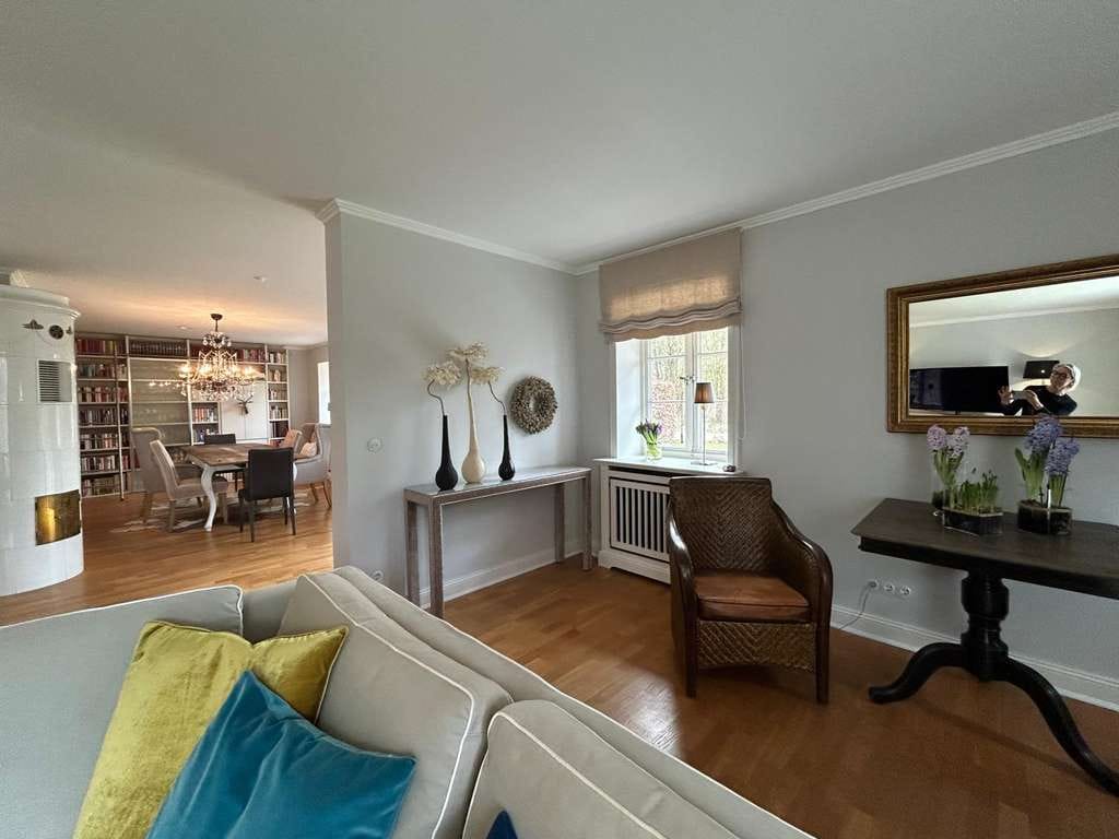 Immobilie in Amelinghausen - Wohnen unter Reet - Endreihenhaus im modernen, klassischen Landhausstil. - Bild 3