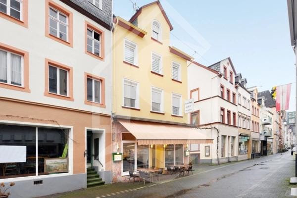 Immobilie in Zell (Mosel) - Gepflegtes Wohn- und Geschäftshaus mit beliebten Dönerladen in der Fußgängerzone von Zell - Bild 3