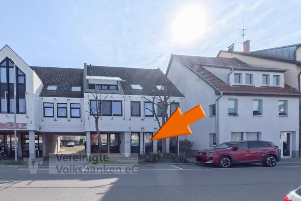 Immobilie in Pfullingen - 4,5-Zimmer-Erdgeschosswohnung oder Praxis/Büro in zentraler Lage in Pfullingen - Bild 1