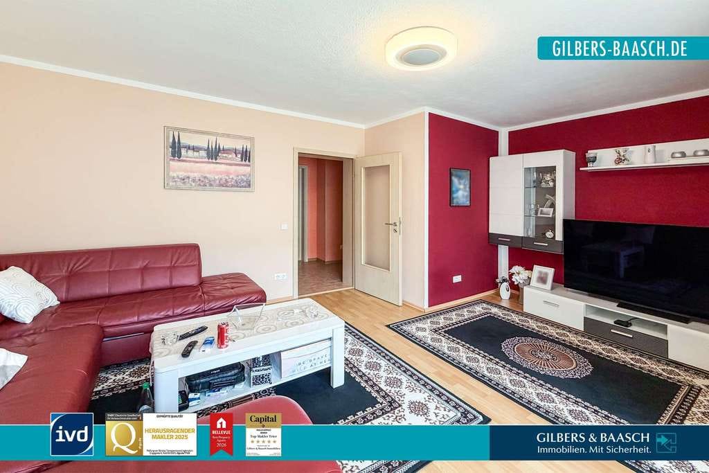 Immobilie in Hermeskeil - Hermeskeil: Gepflegte 3ZKB-Wohnung mit Balkon, Kellerraum, Gartenanteil zzgl. Garage in Ortsrandlage - Bild 0