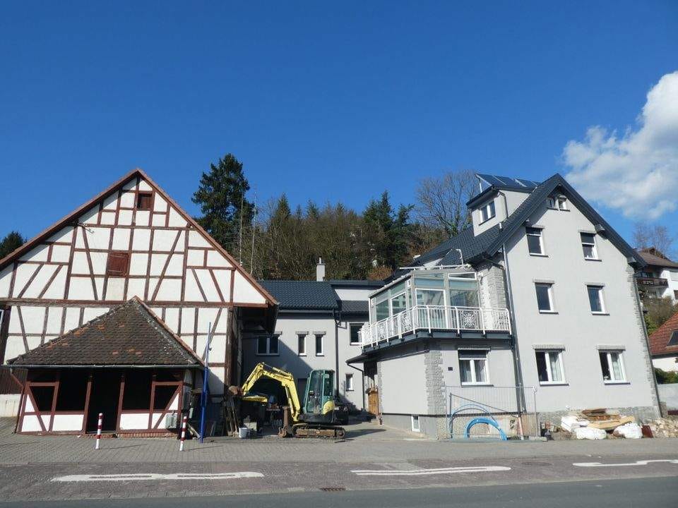 Immobilie in Waldems - Vermietetes Mehrfamilienhaus in attraktiver Lage - Solide Kapitalanlage mit langfristigem Potenzial! - Bild 0