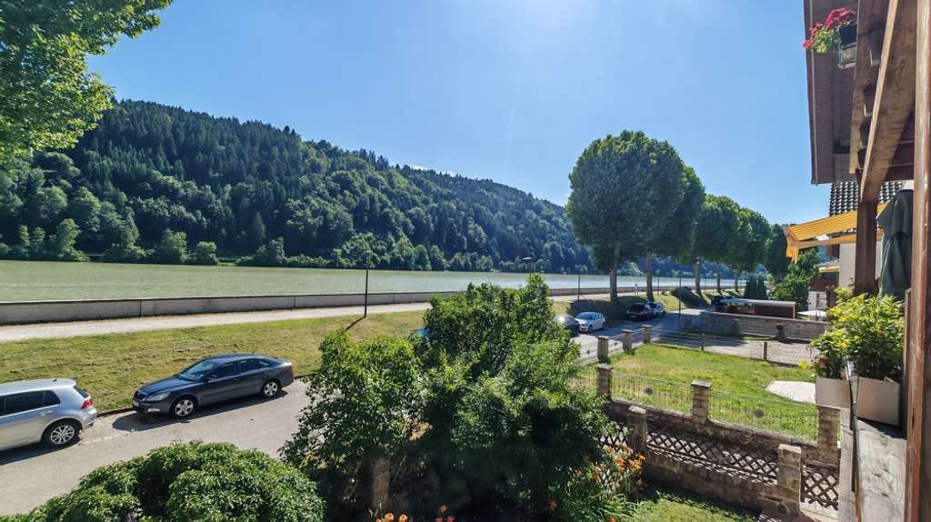 Immobilie in Obernzell - Wohnen mit Donaupanorama – Stilvolle 2-Zimmer-Wohnung in Obernzell - Bild 2