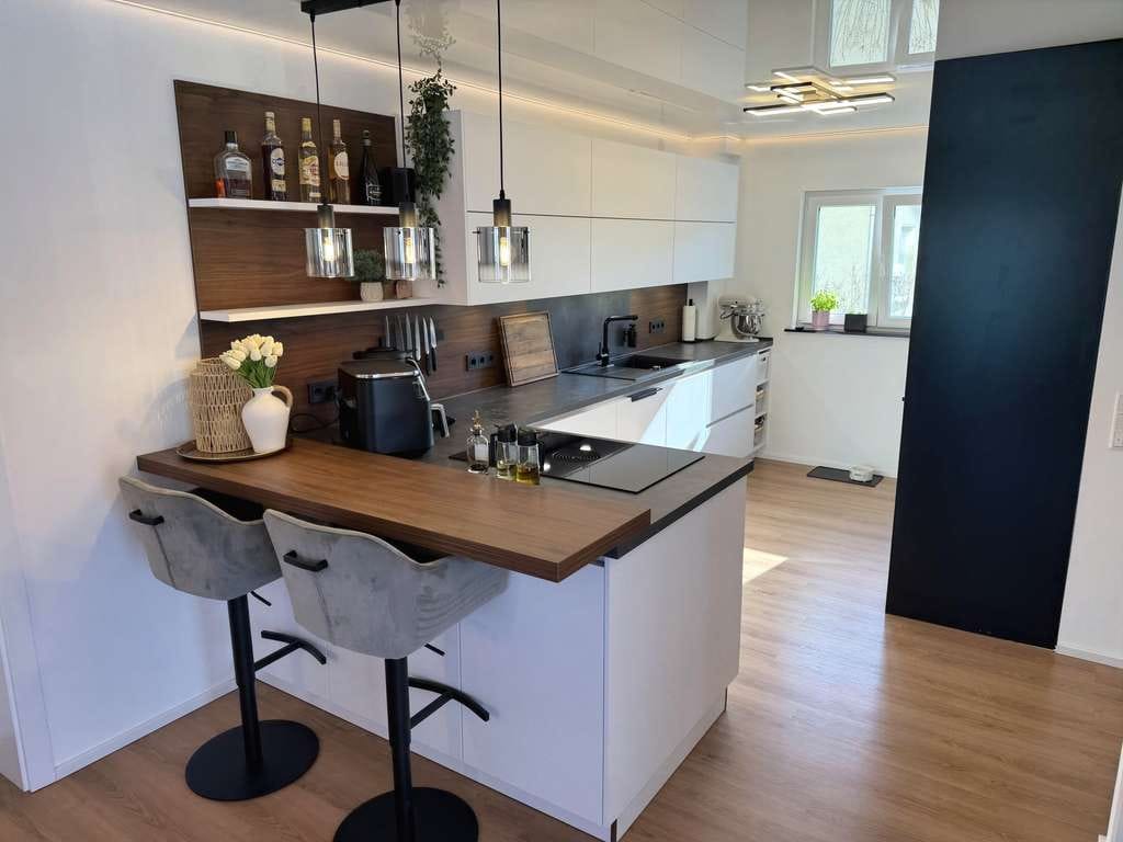 Immobilie in Hasselroth - Modernisiertes 5-Parteienhaus mit Neubau-Doppelhaushälfte in ruhiger Lage - Bild 4