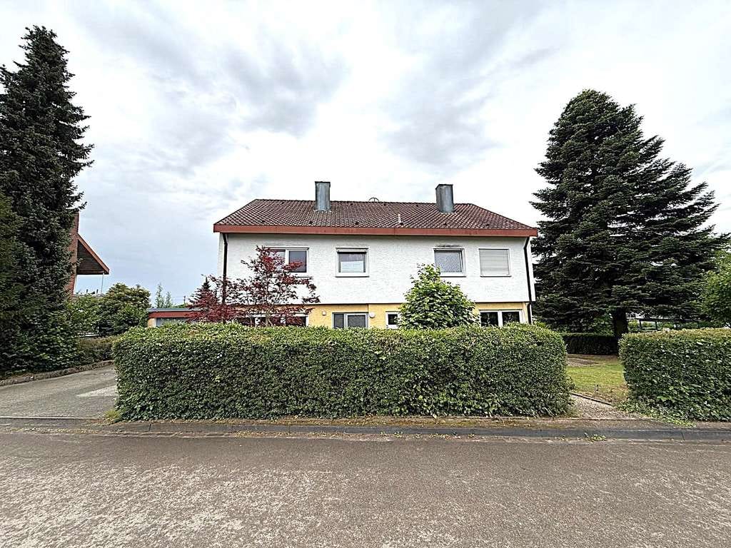 Immobilie in Hüttisheim - Doppelhaus als Kapitalanlage zu verkaufen - Bild 3