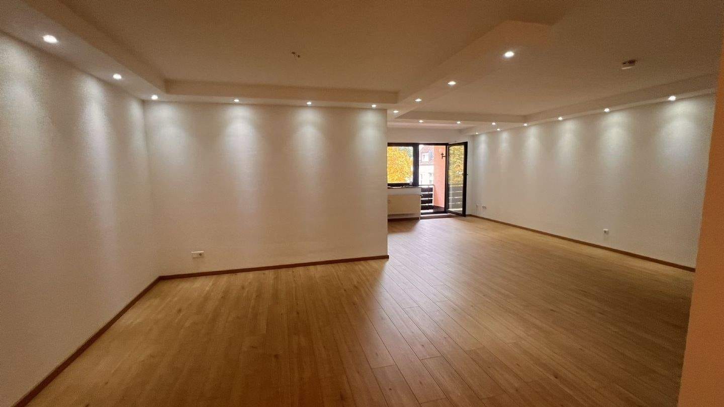 Immobilie in Hemhofen - Schöne 2-Zimmer-Wohnung in Hemhofen bei Erlangen - Großer Wohnraum mit Studiocharakter - Bild 0