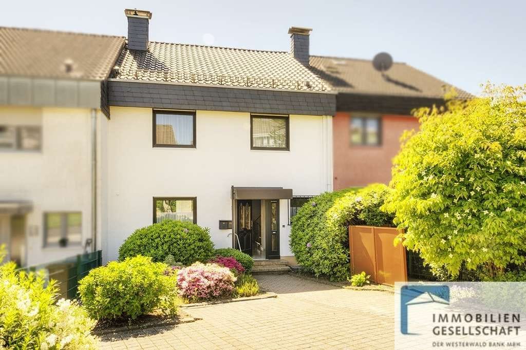 Immobilie in Bonefeld - Gepflegtes Reihenmittelhaus in toller Wohnlage von Rengsdorf - Bild 0