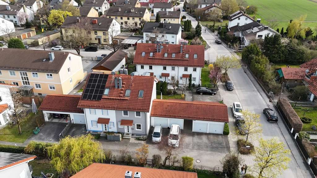 Immobilie in Pliening - Attraktive Doppelhaushälfte in Pliening zu verkaufen! - Bild 1