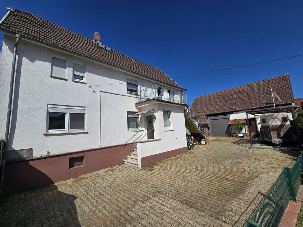 Immobilie in Nauheim - Denkmalgeschützte Hofreite mit zahlreichen Nutzungsmöglichkeiten im alten Ortskern von Nauheim - Bild 2