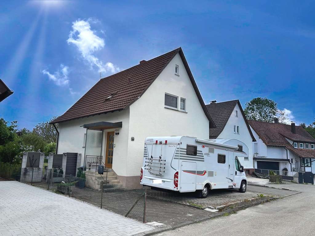 Immobilie in Rechberghausen - Gemütliches Einfamilienhaus mit schönem Garten ! - Bild 2