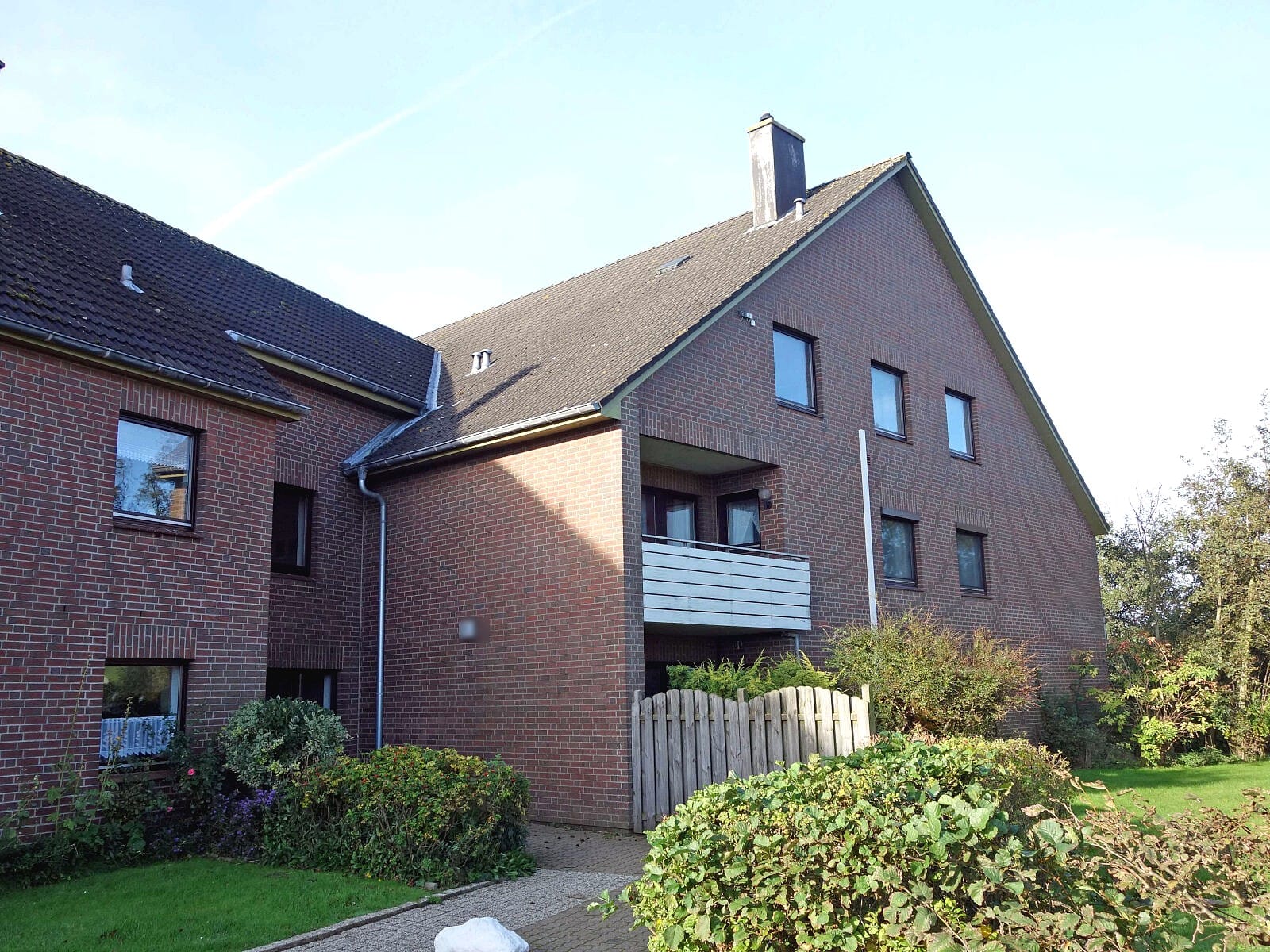 Immobilie in Friedrichskoog - Top-Lage: Schöne 2-Zimmer-Dachgeschosswohnung mit PKW-Garage in Friedrichskoog-Spitze - Bild 2